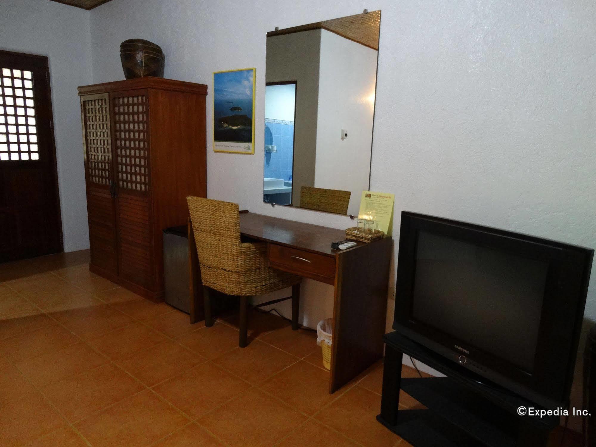 Hibiscus Garden Resort Puerto Princesa Bagian luar foto