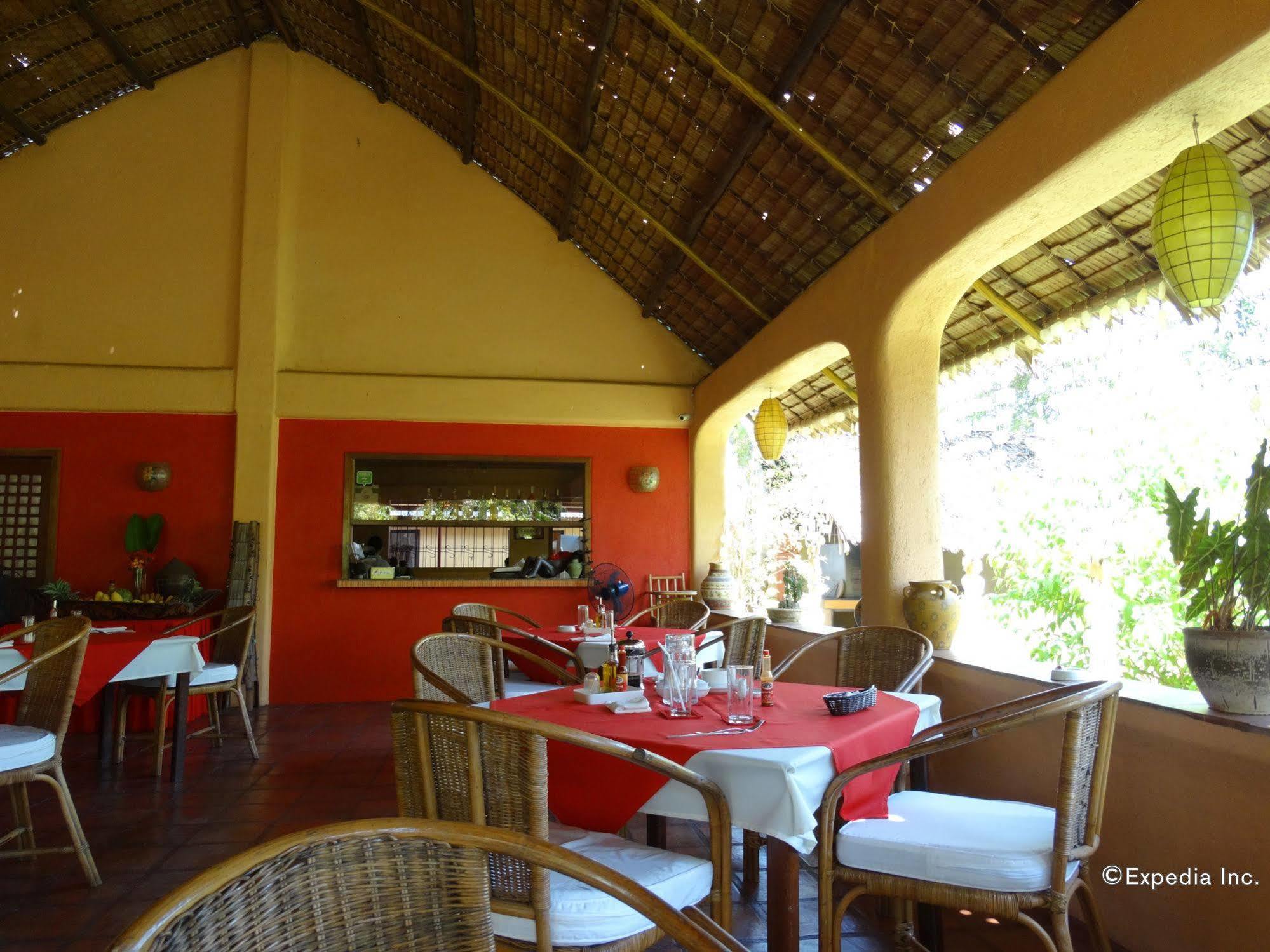 Hibiscus Garden Resort Puerto Princesa Bagian luar foto