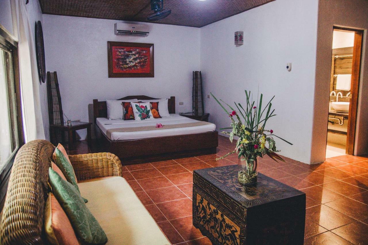 Hibiscus Garden Resort Puerto Princesa Bagian luar foto